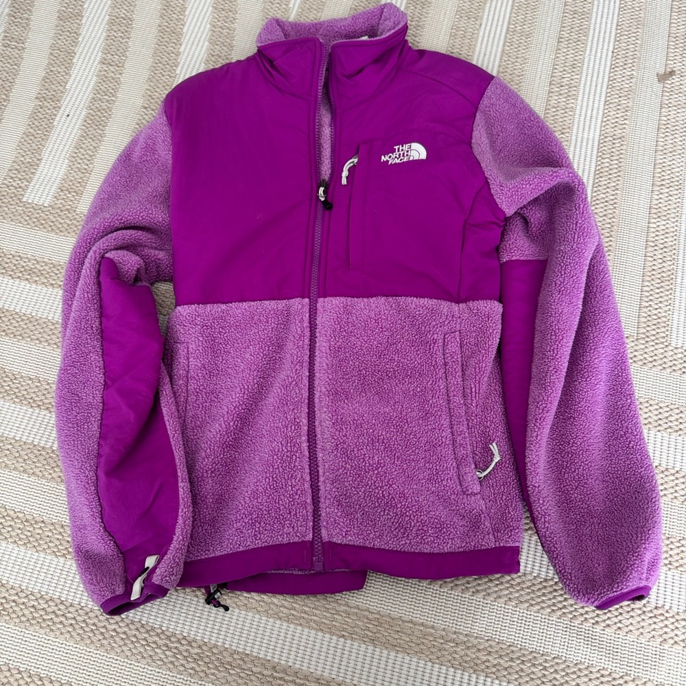 The North Face woman Purple Fleece Jacket